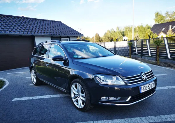 volkswagen passat Volkswagen Passat cena 36500 przebieg: 272000, rok produkcji 2011 z Drezdenko